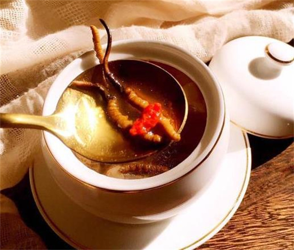 冬蟲(chóng)夏草和高山茶怎么搭配泡茶？