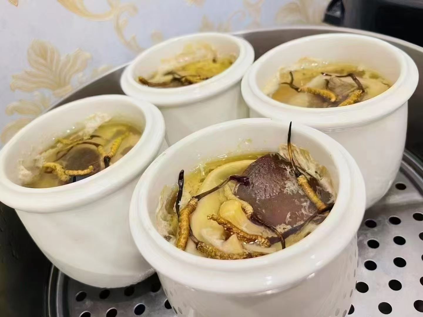 冬蟲夏草燉什么最好？5種黃金搭配讓滋補效果翻倍