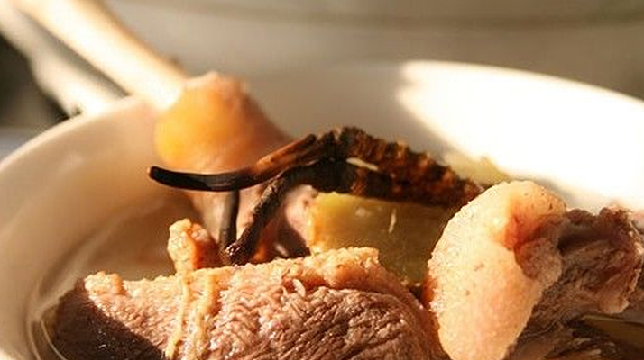 怎么燉冬蟲夏草湯好喝？掌握 3 個(gè)關(guān)鍵，湯鮮營養(yǎng)不浪費(fèi)