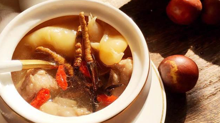  石斛、冬蟲夏草、西洋參、枸杞搭配，如何吃更養(yǎng)身？